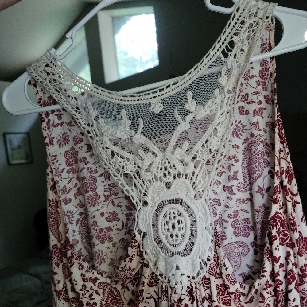 Tank - Picture 6 of 7